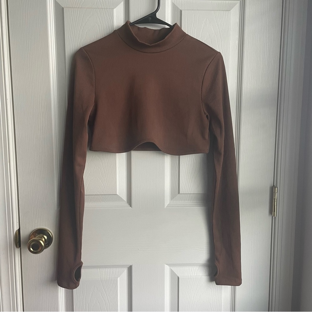 H&M Long Sleeve Crop Top
